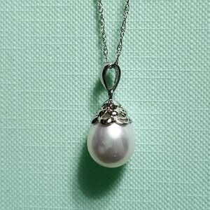 10K Gold White Pearl Teardrop Pendant & Chain Necklace NEW